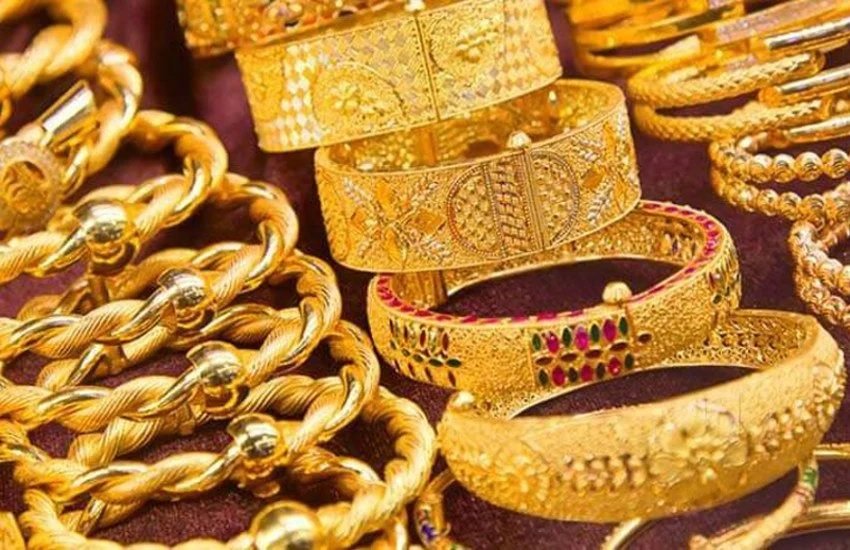 Gold Price Today, 7 May 2024: सोने में 230 रुपये की बढ़त, 700 रुपये चढ़ी चांदी