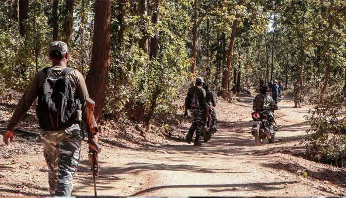 छत्तीसगढ़: 7 नक्सलियों के मारे जाने की खबर, बड़ी संख्या में नक्सली हुए घायल