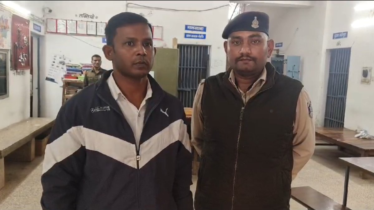 आरक्षक भर्ती गड़बड़ी मामला : एक और पुलिसकर्मी गिरफ्तार, अब तक 15 लोगों की हो चुकी गिरफ्तारी